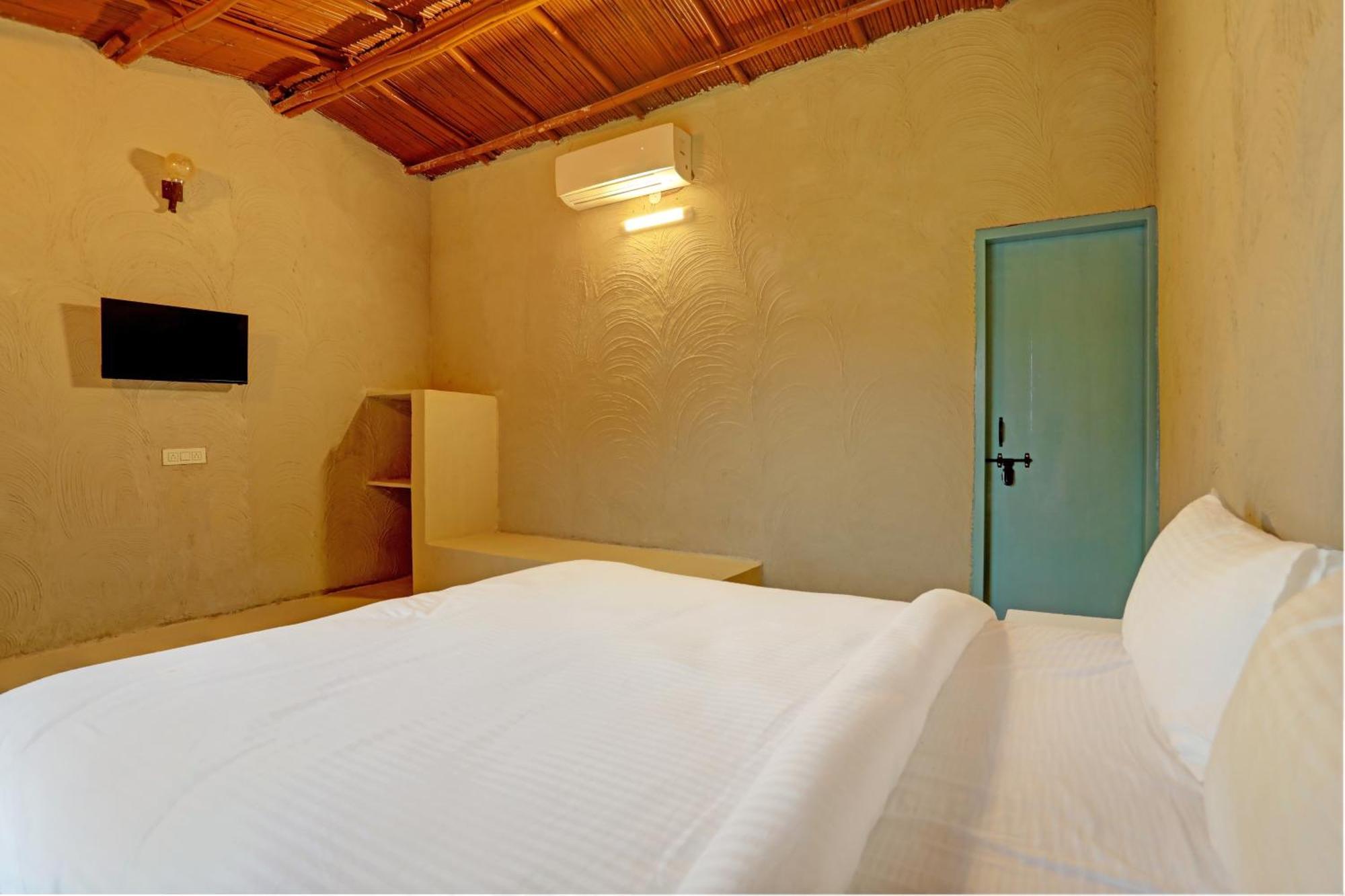 Hotel O The Mud House Bhundsi Екстер'єр фото